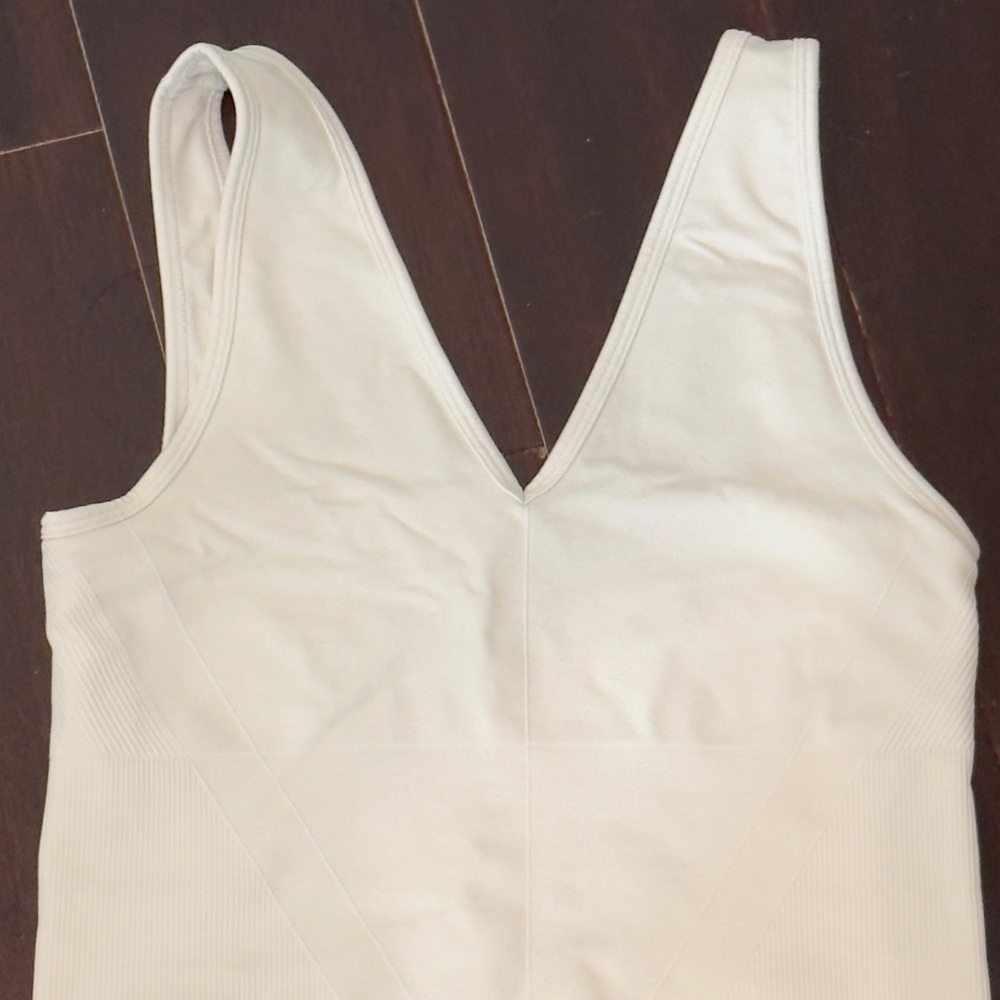YPB White Tank